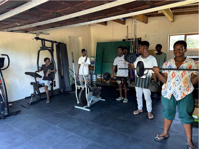 https://www.fitnessdelivery.nl/media/experius/content/block/5-communitytemba.jpg