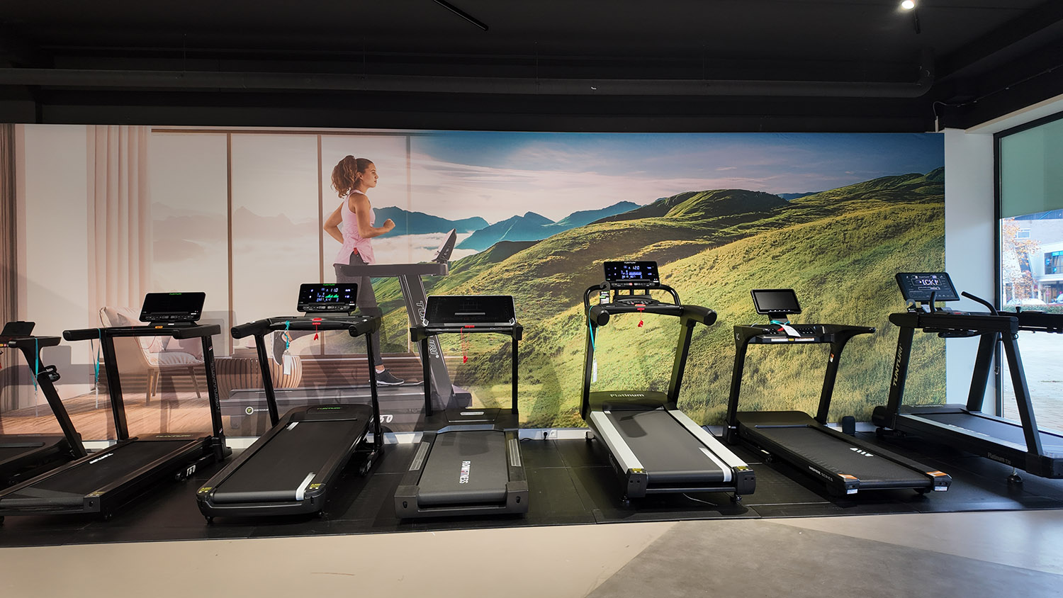 https://www.fitnessdelivery.nl/media/experius/content/block/FD_Gorinchem_cardio_loopbanden.JPG